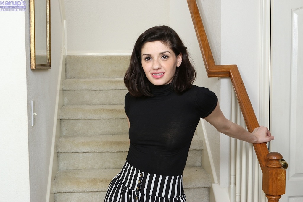 Esmer Escort Nihal ile Sofistike Bir Karşılaşma Deneyimi